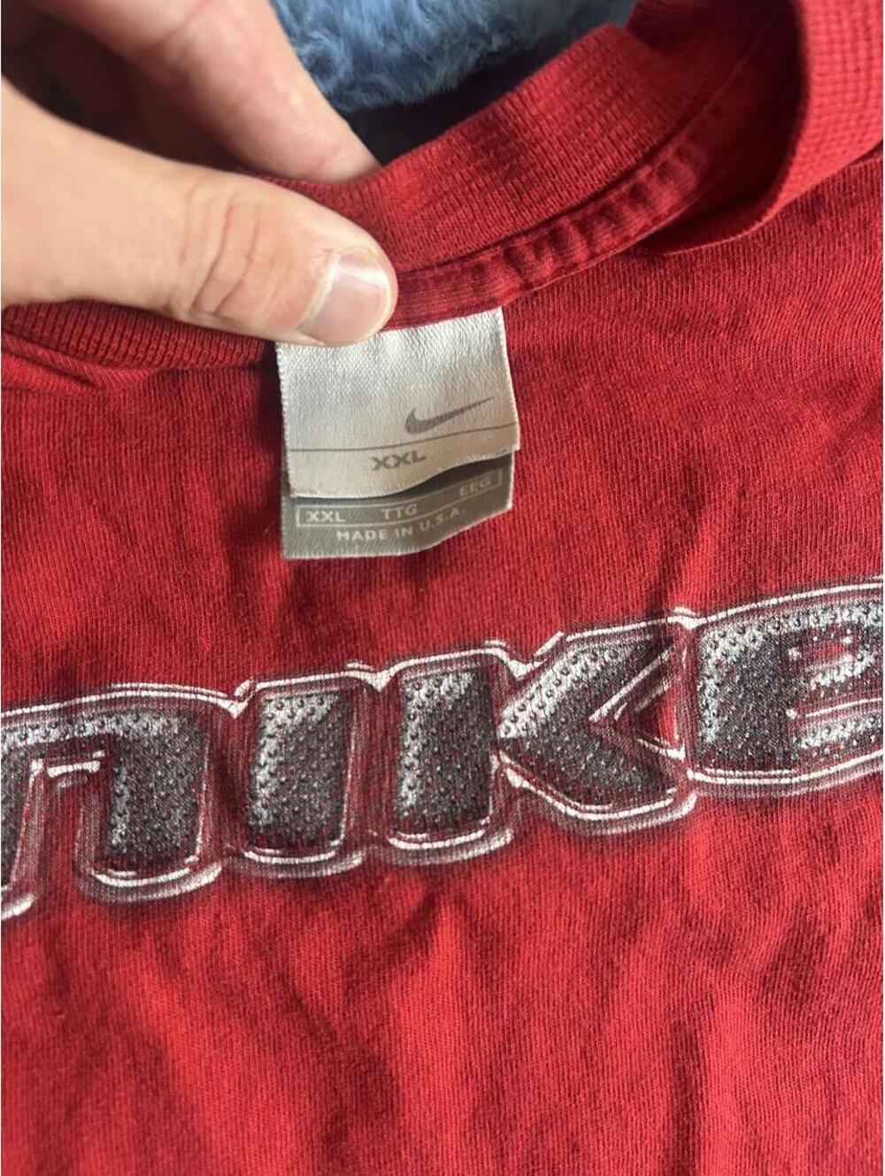 Nike Men's Red Tshirt